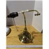 Image 3 : Gold toned lamp and quartz clock- untested
