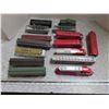 Image 1 : Assortment of electric train parts