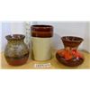 Image 1 : 3 Pieces of Pottery Ware