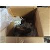 Image 5 : box of decrotive items