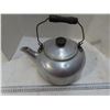 Image 1 : Vintage tea kettle