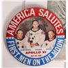 Image 2 : Apollo 11 Prints & a Pin [177669]