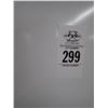 Image 2 : Avante White Mid Size Ref/Freezer