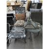 Image 1 : Cast Chaise and Round Metal Patio End Table