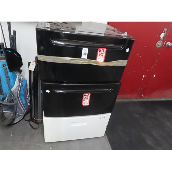 3-Laundry Pedestals - 3 X $