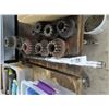 Image 1 : Pipe Threading Tools