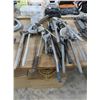 Image 1 : 9-Ridgid Tube Benders - 9 X $