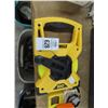 Image 2 : Dewalt 100' Tape Measure, Levels