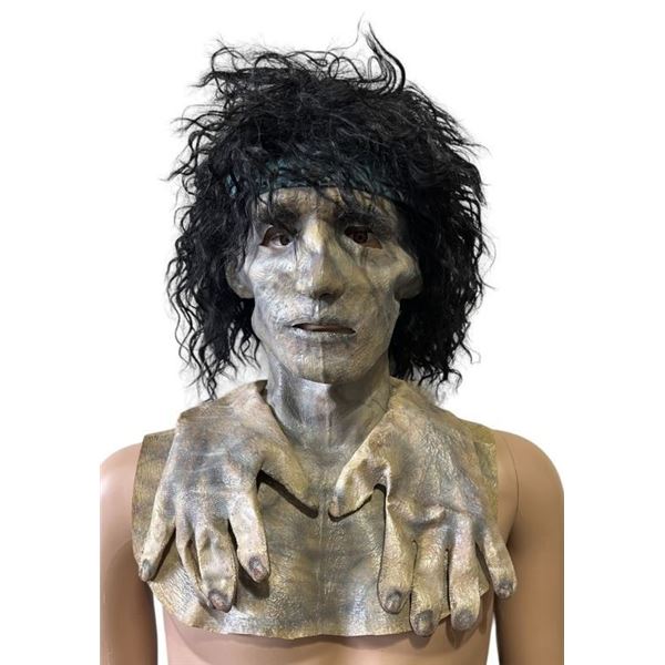 Army of the Dead (2021) - Zombie Mask and Hands Lot B