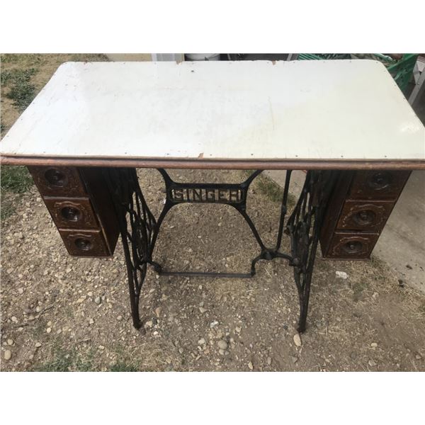 Singer hall table has all 6 drawers