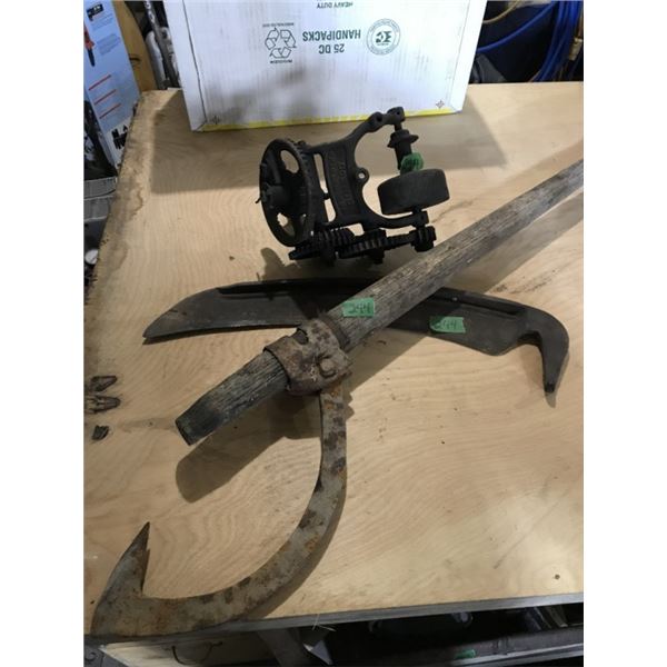 Antique tools, sickle sharpener, Can't hook +