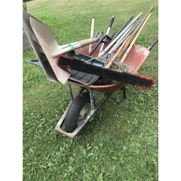 Wheelbarrow + 2 Aluminum Scoops, Scrapers, Push