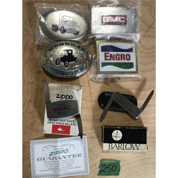 Collector Buckles 4 and 2 collector knives w/
