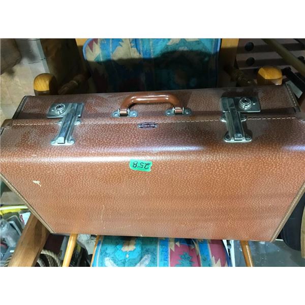 Vintage Luggage with adjustable hinge + locks