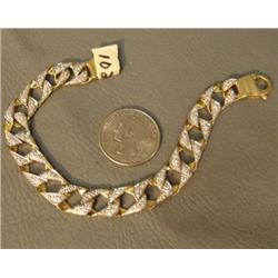 7.5" 14K gold tennis bracelet 108 small diamonds. .8 oz total weight (241)