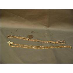 19" gold chain (241)