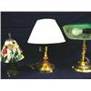 Image 2 : Lot of three lamps (241)