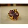 Image 1 : Amethyst and gold ring, unhallmarked gold And amethyst ring, contemporary style (241)