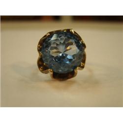 Stunning aquamarine in sterling silver band, appx 6 carats (241)