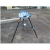 Image 2 : Westward Tri-Stand Portable Pipe Threader Stand