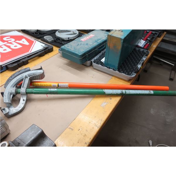 LOT DE 2 PLIEUSES DE TUYAUX ASST