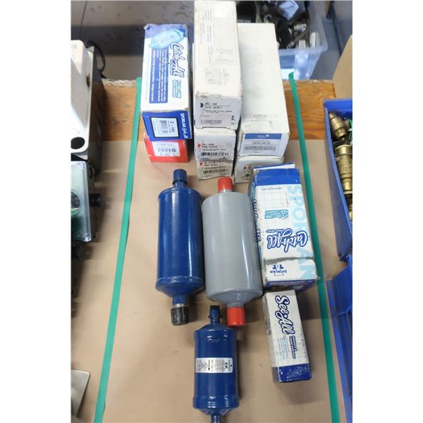 LOT DE 12 FILTRES ASST