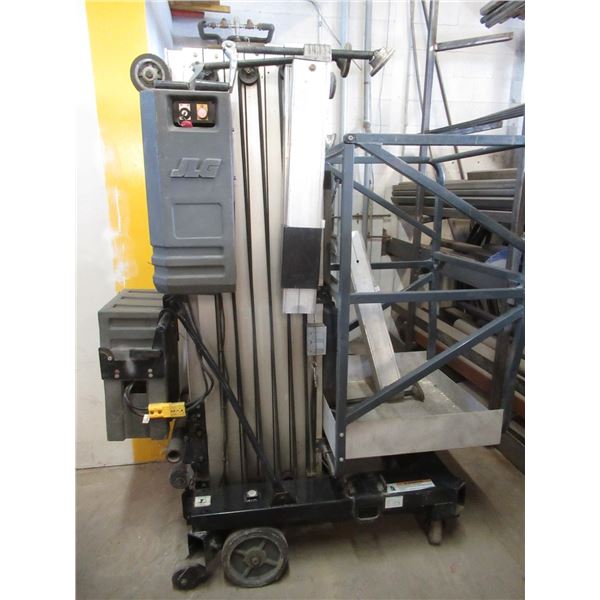 MAN-LIFT GLG #30AM (CONDITION INCONNUE)