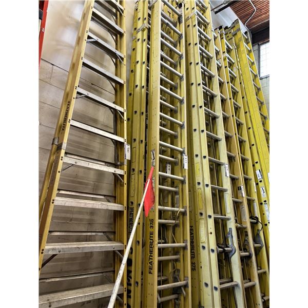 ÉCHELLE EXTENSIBLE EN FIBRE FEATHER LITE 24'
