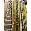 Image 1 : ÉCHELLE EXTENSIBLE EN FIBRE FEATHER LITE 24'