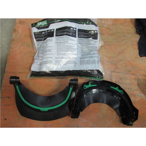 LOT DE 500+ SUPPORTS DE VISIÈRES MSA #10187161