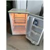 Image 2 : MINI FRIGO SIMPLICITY 21"x21"x33"
