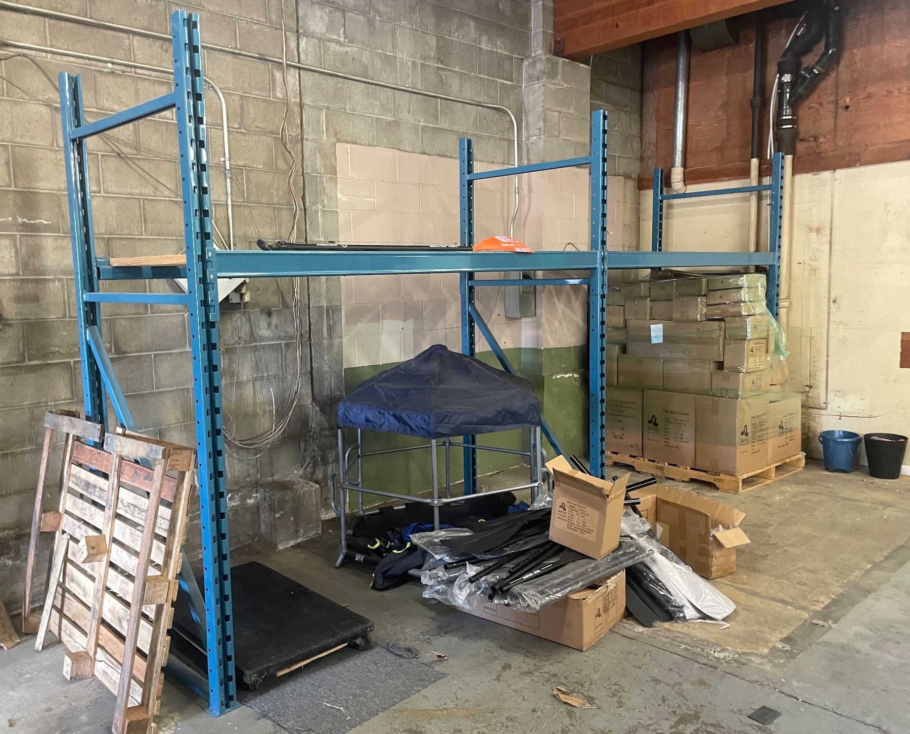 8ft Racking Warehouse Pallet Racking - 17 Vertical Uprights (8ft H x 42in W ...
