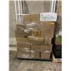 Image 1 : Pallet full of assorted beauty supplies