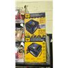 Image 2 : SHELF LOT OF ASSORTED ITEMS INCLUDING; VACUUMS, MARIO KART TOYS AND MORE