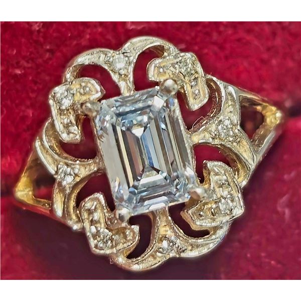 10K YELLOW GOLD 2.8G LAB DIAMOND 1CT+ 0.08CT  RING (~SIZE 6)