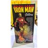 Image 2 : DIAMOND SELECT TOYS GALLERY IRON MAN SCULPTURE