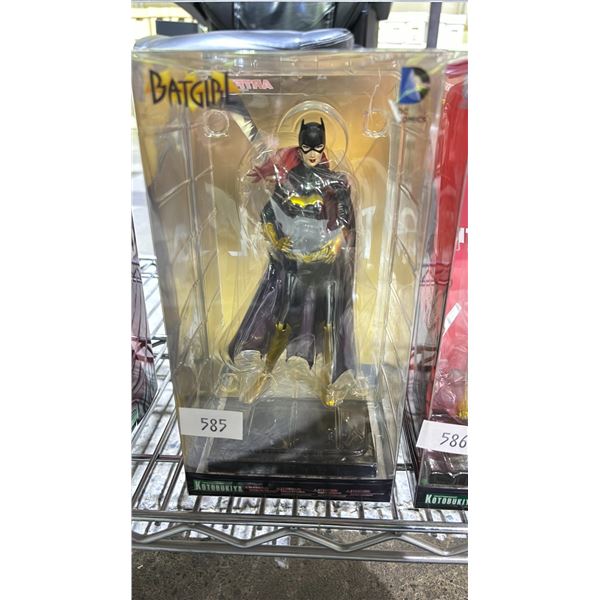 KOTOBUKIYA BATGIRL ARTFX+ 1/10 SCALE PRE-PAINTED FIGURE