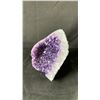 Image 2 : 5.5" X 5" AMETHYST GEODE RETAIL $1800