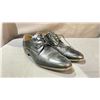 Image 2 : PAIR OF ALDO SHOES SIZE 11