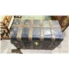 Image 2 : ANTIQUE STORAGE CHEST