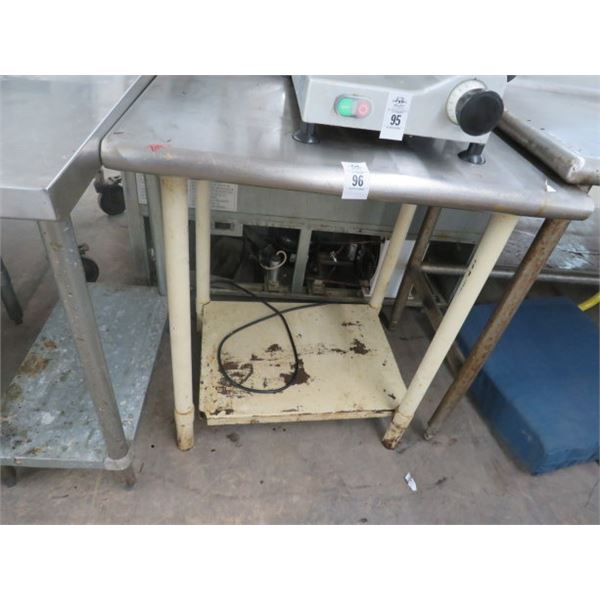 S/S Bullnose 20"  X  24"  Table w/Undershelf
