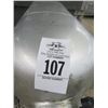 Image 2 : Hebvest 30 Qt. Mixer w/Guard - # SM30HD