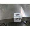 Image 2 : S/S  24"  X  30"  Equip. Stand w/Undershelf