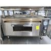 Image 1 : Waring Small Electric Brick Oven