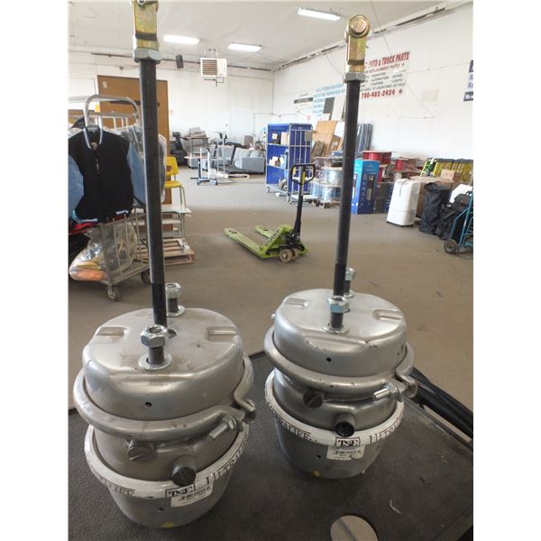 2 Spring Brakes