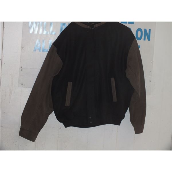 XL Black & Brown Jacket