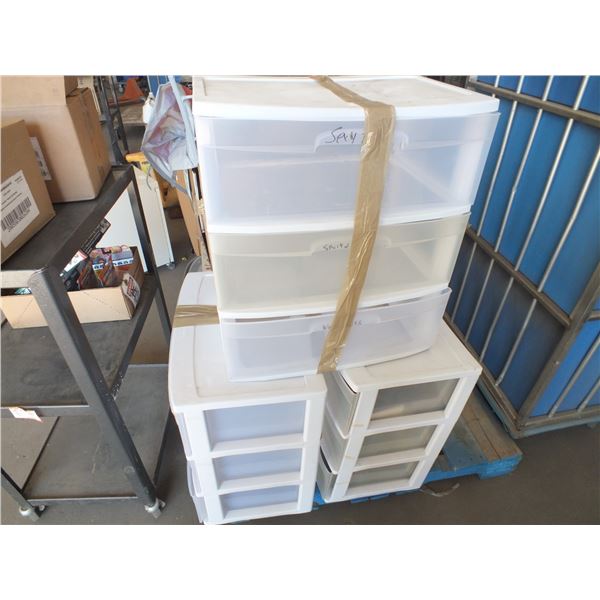 3 Rubbermaid Storage Containers