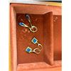Image 8 : Jewelry Box with Content