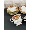 Image 2 : Royal Albert "Old Country Rose" China Set