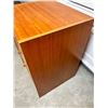 Image 2 : 3 Drawer Nightstand